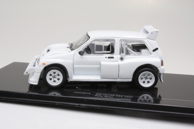 MG Metro 6R4 1985 "Rally Spec", valkoinen - Sulje napsauttamalla kuva