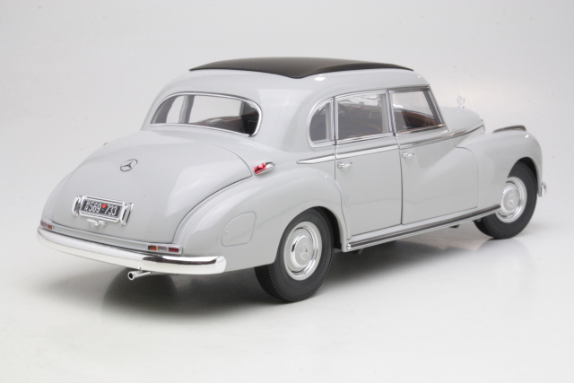 Mercedes 300 1955, harmaa/beige