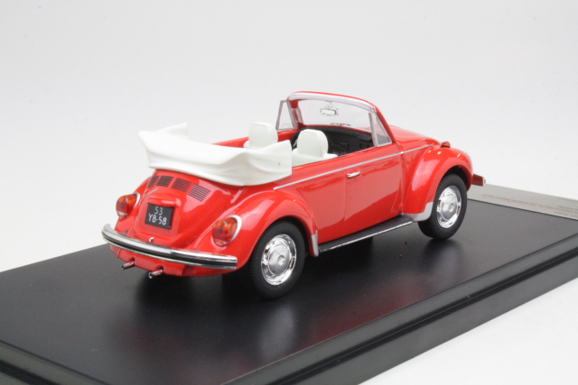 VW Beetle Cabriolet 1973, red