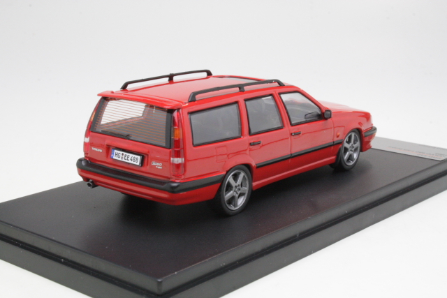 Volvo 850 T5R SW 1995, red