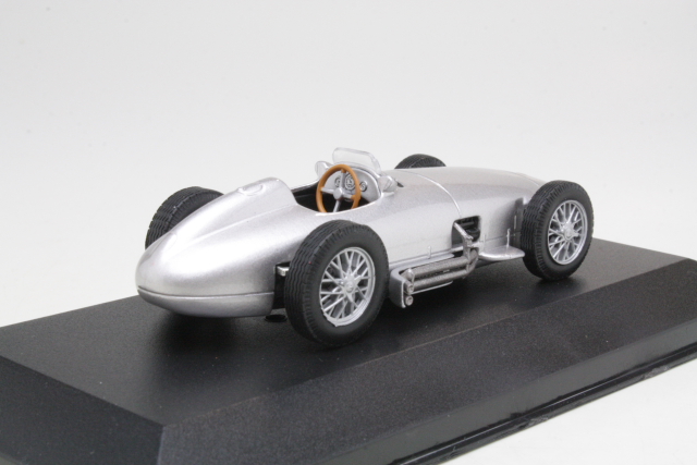 Mercedes w196 1954, hopea - Sulje napsauttamalla kuva