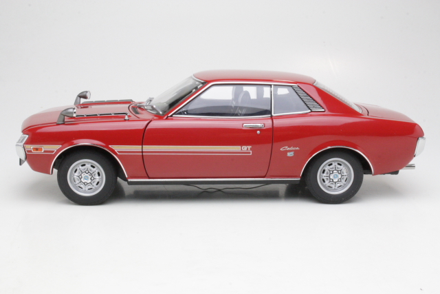 Toyota Celica 1600GT (TA22) 1973, punainen - Sulje napsauttamalla kuva