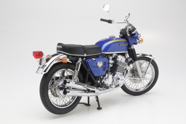 Honda CB750 Four K0 1968, sininen - Sulje napsauttamalla kuva