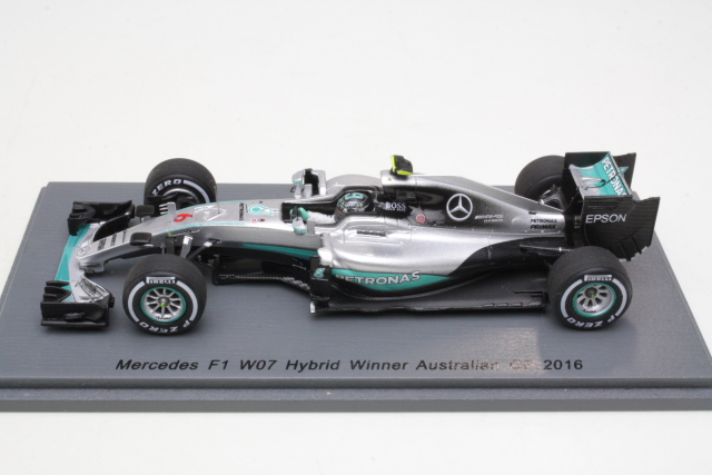 Mercedes F1 W07 Hybrid, 1st. Australian GP 2016, N.Rosberg, no.6 - Sulje napsauttamalla kuva