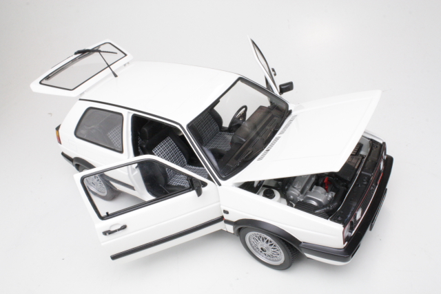 VW Golf 2 GTi G60 1990, white