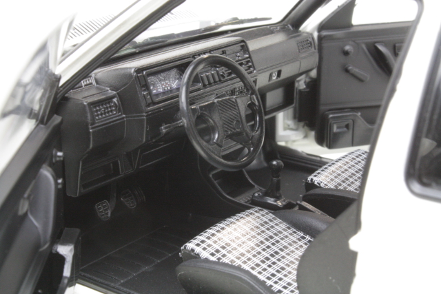 VW Golf 2 GTi G60 1990, white