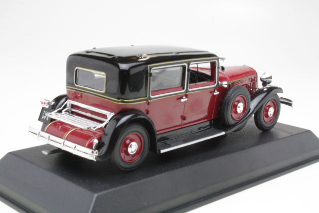 Renault Type RM2 Reinastella 1932, tummanpunainen