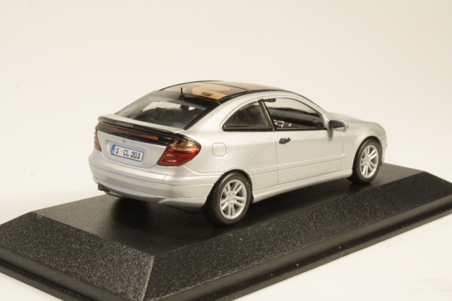 Mercedes C-Class Sport Coupe, silver
