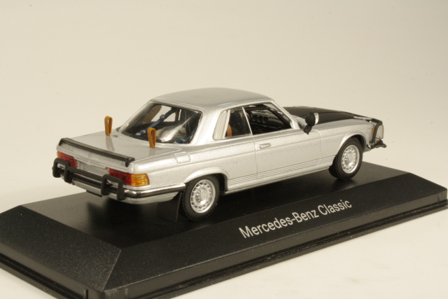 Mercedes 450SLC 5.0 Rallye, hopea - Sulje napsauttamalla kuva