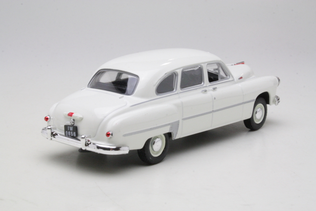 GAZ 12 ZIM, white
