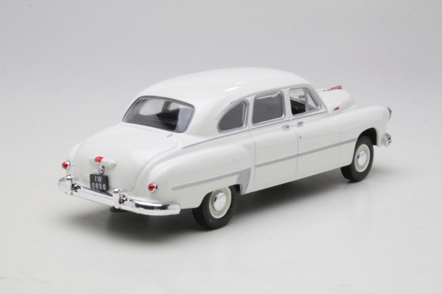 GAZ 12 ZIM, white - Click Image to Close