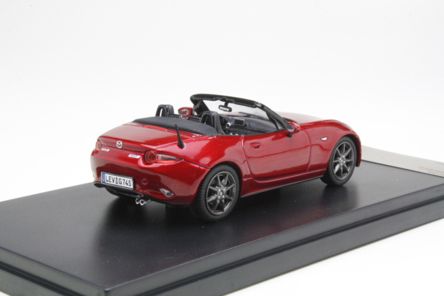 Mazda MX-5 2016, punainen - Sulje napsauttamalla kuva