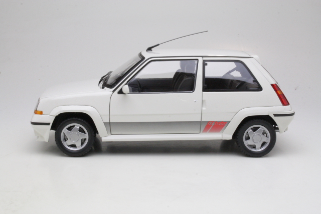 Renault 5 Supercinq GT Turbo 1989, valkoinen - Sulje napsauttamalla kuva