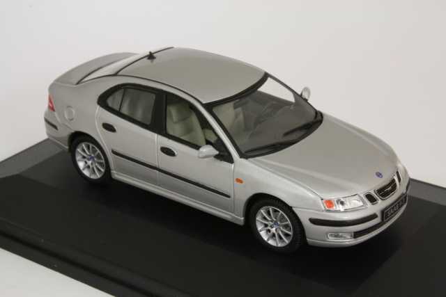 Saab 9-3 2.0T 2003, hopea