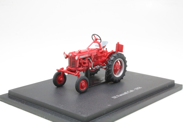 IH Farmall Cub 1956, punainen