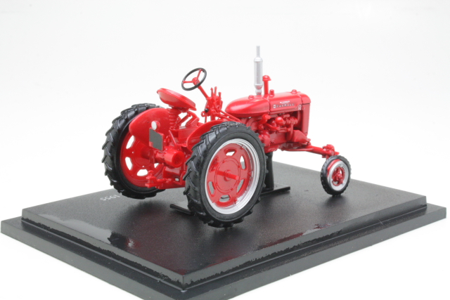 IH McCormick Farmall Super FC 1955, punainen - Sulje napsauttamalla kuva