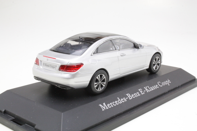 Mercedes E-Class Coupe (c238) 2016, silver