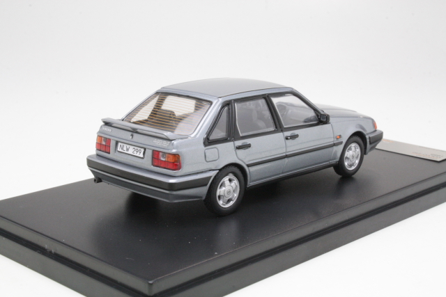 Volvo 440 1988, harmaa