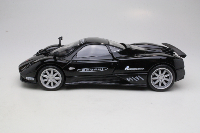 Pagani Zonda F Nurburgring 2009, musta