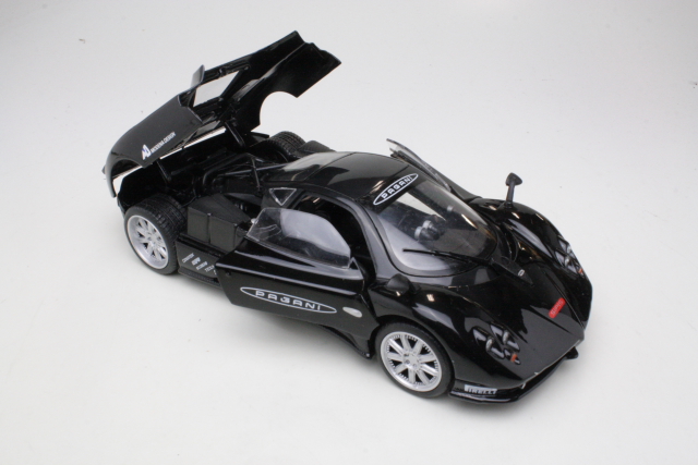 Pagani Zonda F Nurburgring 2009, musta