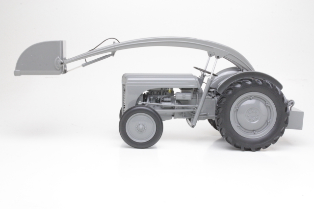 Ferguson TEA-20 with High Lift Loader, grey