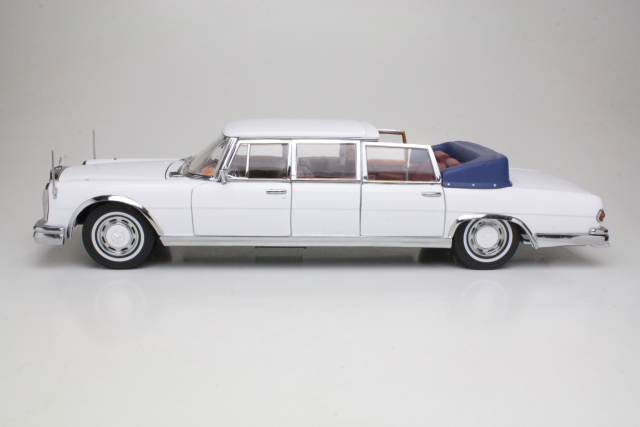 Mercedes 600 Landaulet 1966, valkoinen - Sulje napsauttamalla kuva