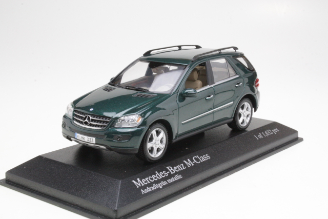 Mercedes M-Class 2005, dark green
