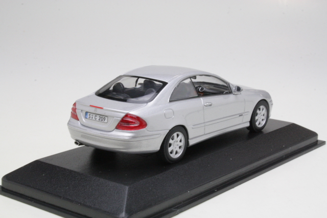 Mercedes CLK-Class (C209) 2001, silver