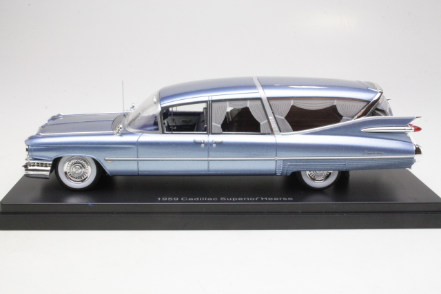 Cadillac S&S Superior Landau Hearse 1959, sininen - Sulje napsauttamalla kuva