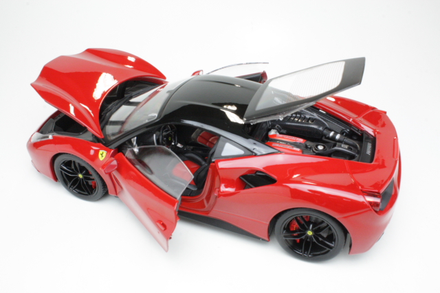 Ferrari 488 GTB, red "Signature" - Click Image to Close