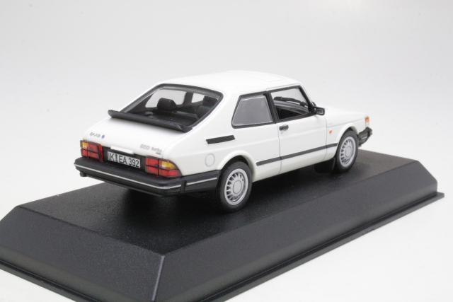 Saab 900 Turbo 16 1991, valkoinen