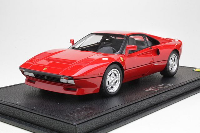 Ferrari 288 GTO 1984, punainen - Sulje napsauttamalla kuva