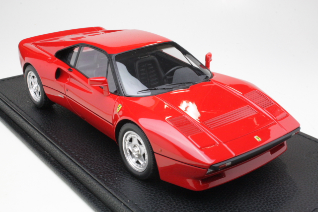 Ferrari 288 GTO 1984, punainen - Sulje napsauttamalla kuva