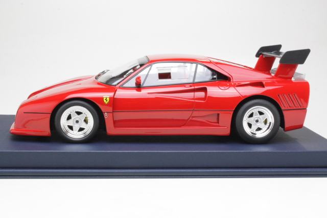 Ferrari 288 GTO Evoluzione 1987, punainen - Sulje napsauttamalla kuva