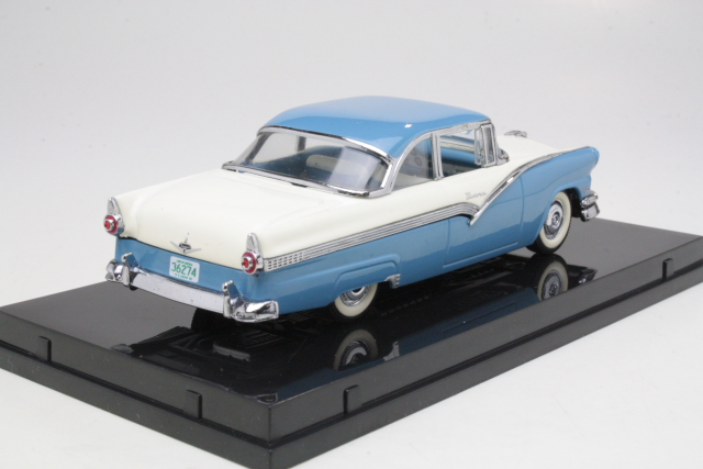 Ford Fairlane Hardtop 1956, sininen/valkoinen - Sulje napsauttamalla kuva