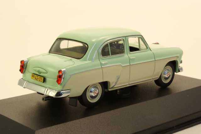 Moskvitch 407 1962, vaaleanvihreä/valkoinen