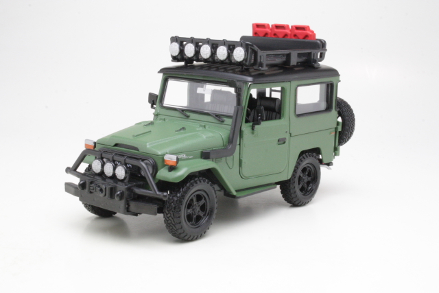 Toyota Land Cruiser FJ40 Hard-Top, vihreä - Sulje napsauttamalla kuva