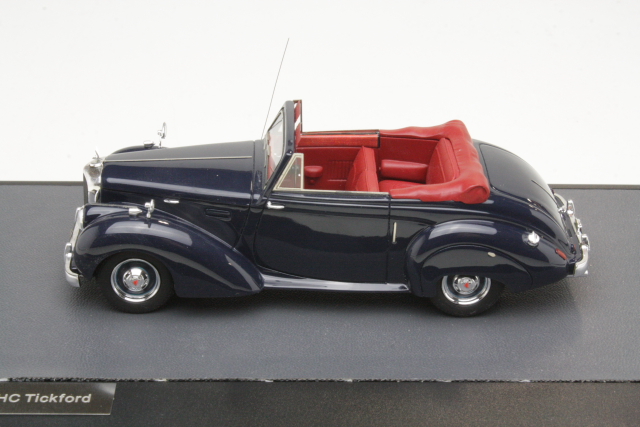 Alvis TA21 Tickford DHC Cabriolet 1952, tummanharmaa - Sulje napsauttamalla kuva