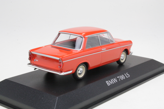 BMW 700LS 1960, punainen
