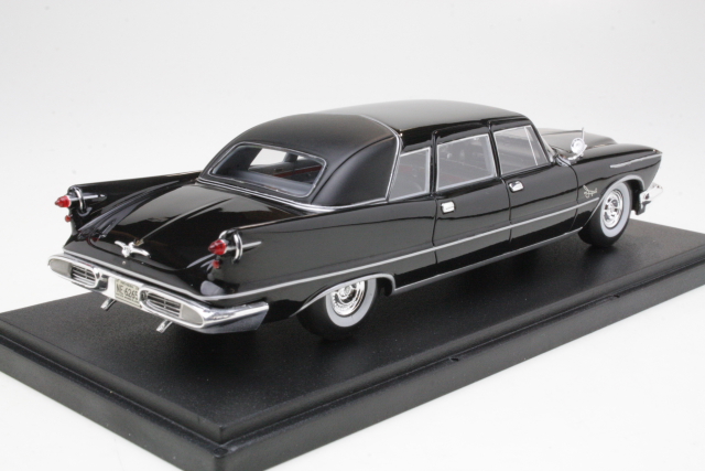 Imperial Crown Ghia Sedan 1958, musta