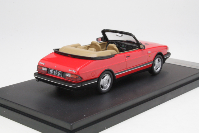 Saab 900 Cabriolet 1991, punainen