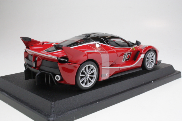 Ferrari FXX-K, punainen - Sulje napsauttamalla kuva