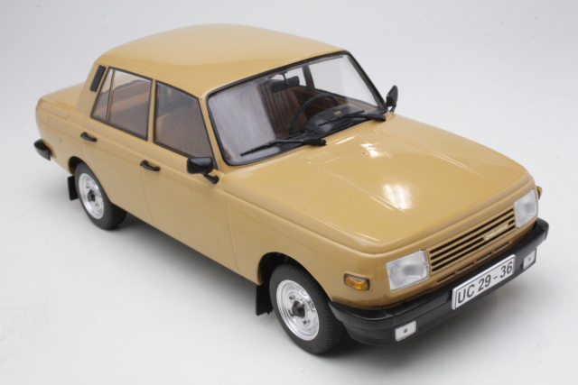 Wartburg 353 1985, light brown