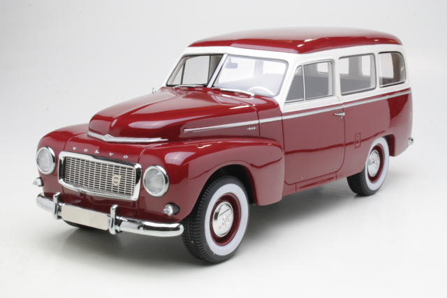 Volvo PV445 Duett 1956, dark red/beige