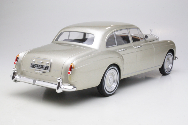 Rolls Royce Silver Cloud III 1965, vaalea beige - Sulje napsauttamalla kuva