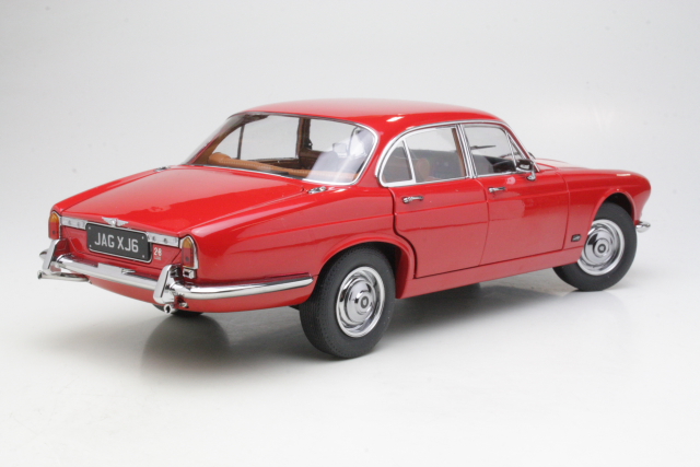 Jaguar XJ6 2.8L Mk1 1971, punainen