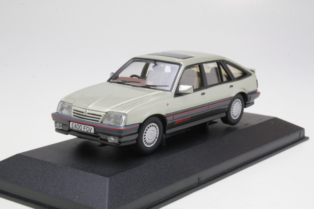 Vauxhall Cavalier Mk2 SRi 130, light green