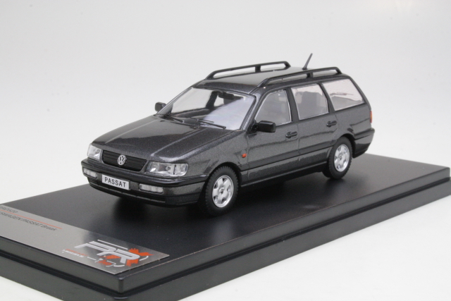 VW Passat B4 Variant 1993, dark grey