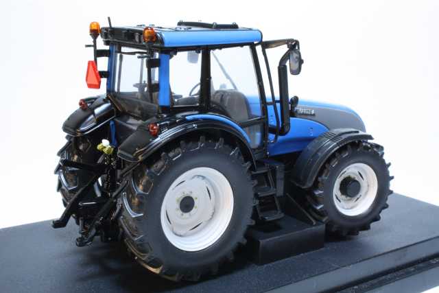 Valtra T-sarja 2008, vaaleansininen