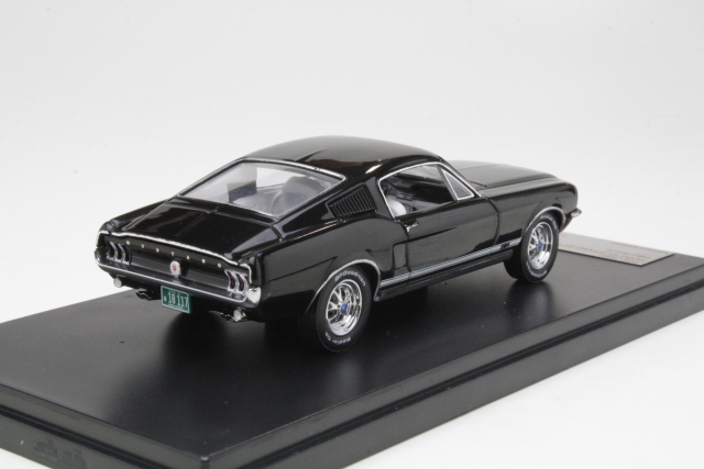 Ford Mustang GT Fastback 1967, musta - Sulje napsauttamalla kuva